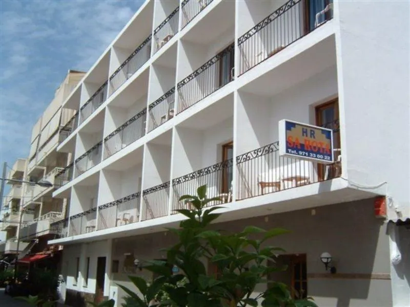 ** بيت ضيافة Hostal Sa Rota سانتا أيُلاريا ذيس ريو إسبانيا